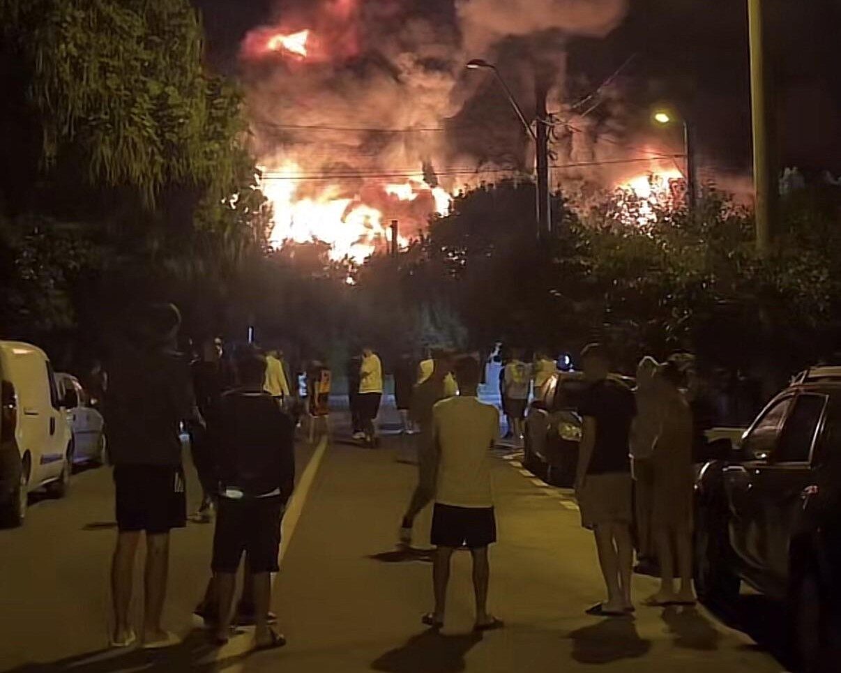 Incendiu-RO-Alert în Nordul Capitalei, zone blocate