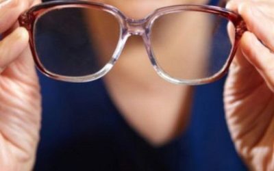 Oftalmologie revoluționară: IA salvează vederea la 82 de ani