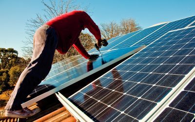 Prosumatori România: Câți români au panouri solare conectate la rețea