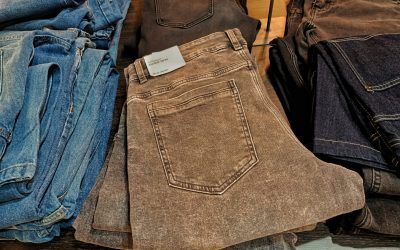 Pantalonii morții: Fashion sau pericol. Zeci de accidente
