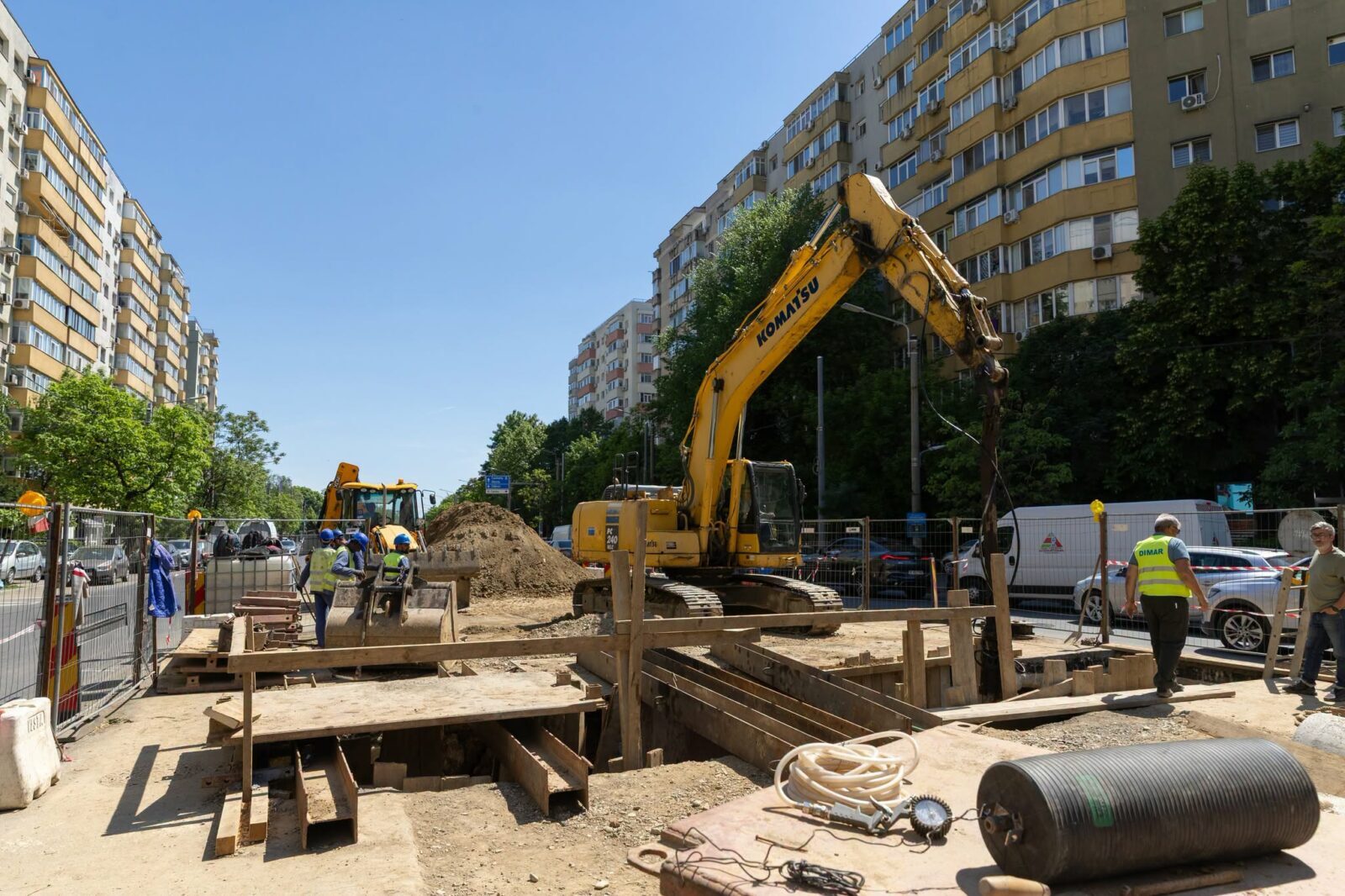 Rețele subterane: 70 km modernizați, dar realitatea contrazice planul