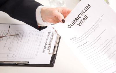 Români fără facultate, salarii mai mari în 2026. „Câștig cu 40% mai mult”