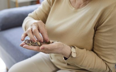 Pensie minimă pe 40 ani muncă. Calculul exact după 2026