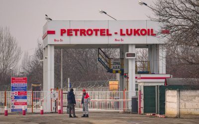 Petrotel Lukoil, în insolvență. Salvarea rafinăriei din Ploiești