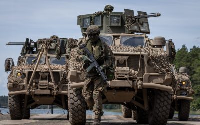 Polonia refuză arme nucleare, dar vrea la masa NATO
