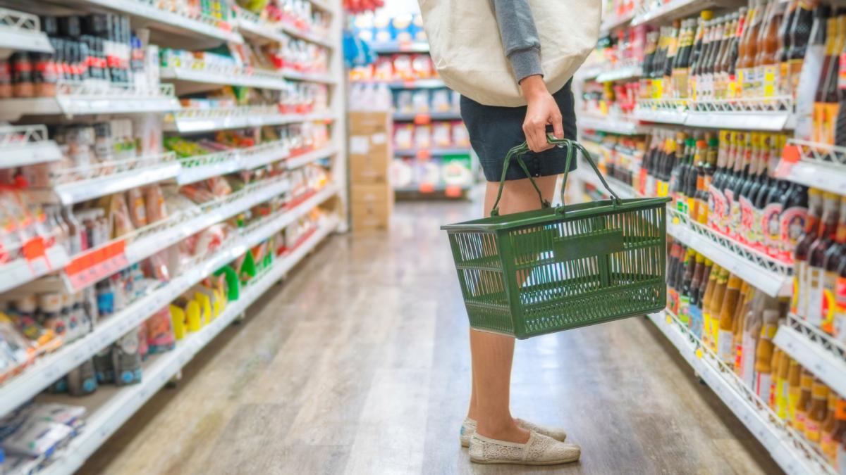Bușoi: Magazinele subordonate crizelor de energie