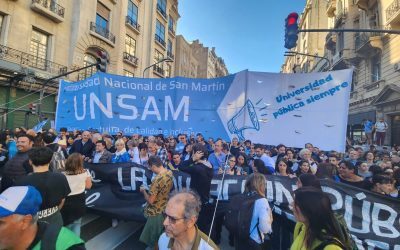 Argentina, în flăcări: Violențe pe străzile Buenos Aires din cauza legii lui Milei