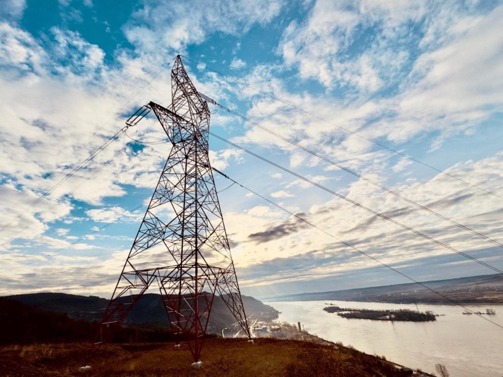 Guvernul aprobă 372 de posturi noi la Transelectrica, Transgaz, Hidroelectrica