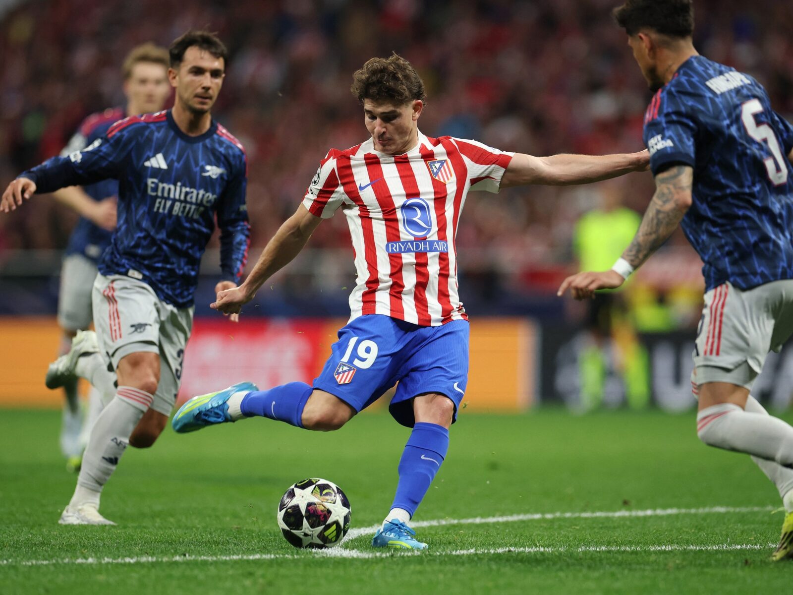 Simeone: Alvarez rămâne la Atletico, nu pleacă la Barcelona