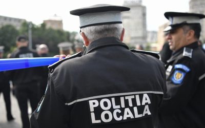 Amendați după ce l-au înjurat pe TikTok, polițiștii l-au prins acasă
