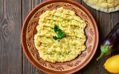 Salata de vinete, secretul culinar ce bate maioneza la calorii