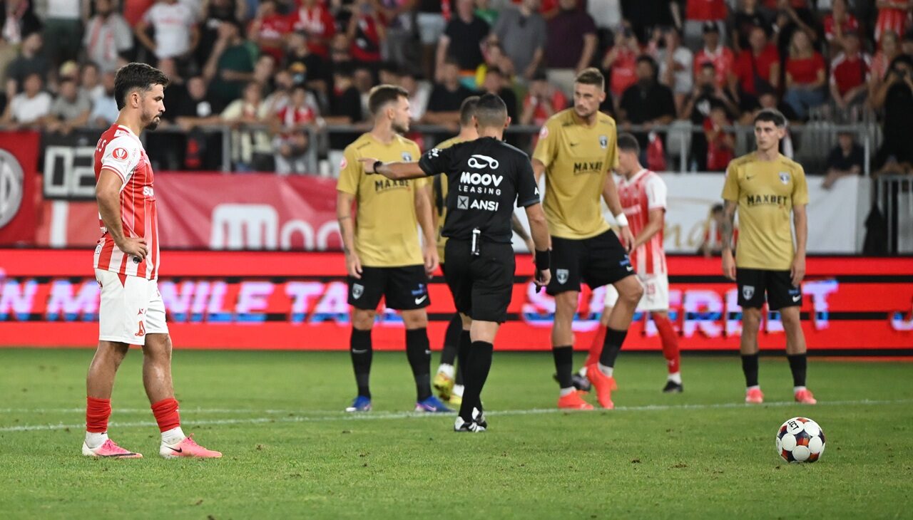 Dinamo: Președintele a coborât la arbitru după un scandal enorm