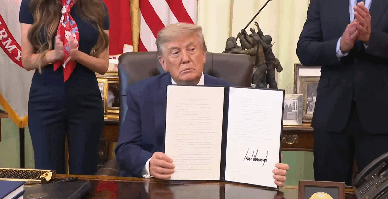 Trump minte: Mai puține vaccinuri, „legătura” falsă cu autismul