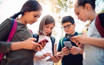 Australia interzice social media copiilor sub 16 ani, dar aceștia revin pe TikTok