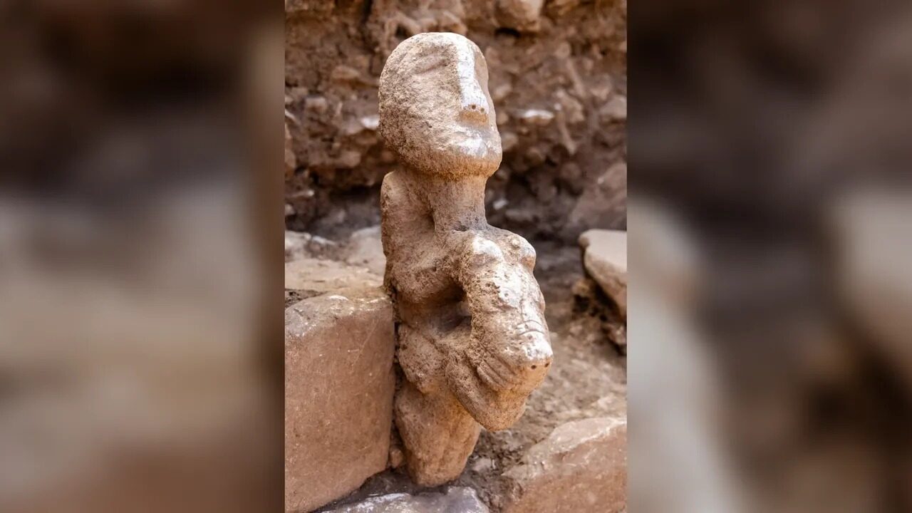 Statuie-enigmă de 11.000 de ani: Om pe leopard, arheologii uimiți