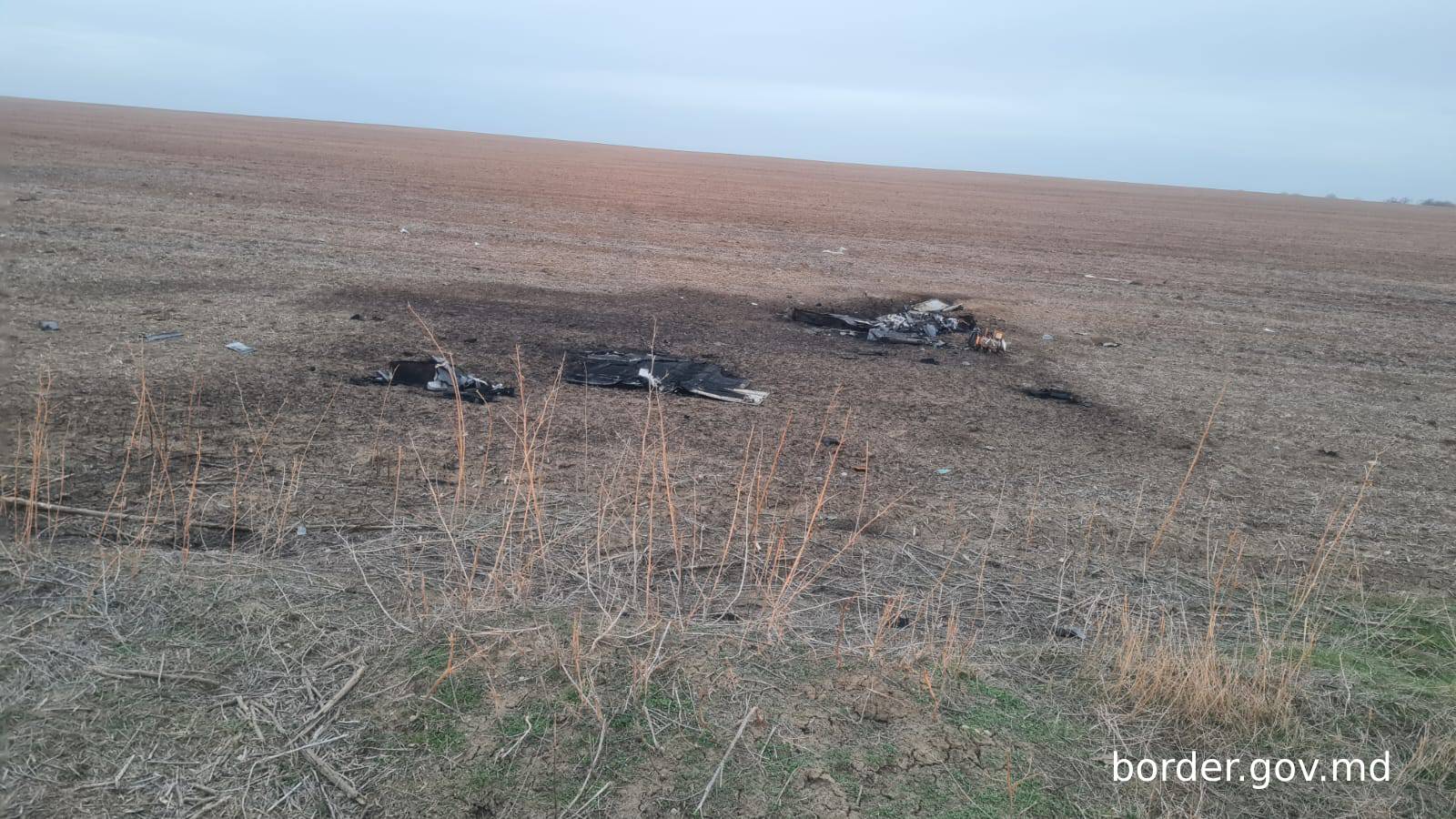 Explozie și incendiu la granița Moldovei cu Ucraina. Drone de luptă, suspecte