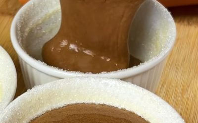Prăjitură ușoară: 2 ingrediente, gata în 20 minute
