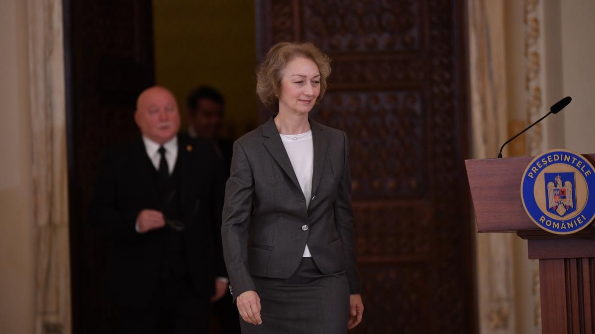 Bolojan-CCR: Ședință secretă înainte de ANI. PSD, AUR cer lămuriri