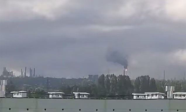 Atac cu drone în Rusia: 13 morți la Nijnekamsk, rafinăria, lovită