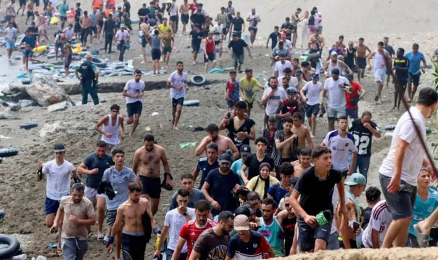 Apeluri masive spre Ceuta și Melilla pe 15 august