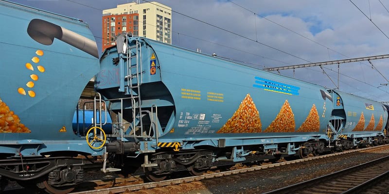 Ucraina cere UE 220 mil. € pentru fermieri, cerealelor blocate