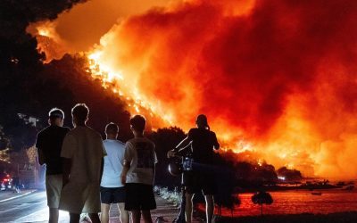 Incendiu devastator pe litoralul croat: Un mort, zeci de răniți