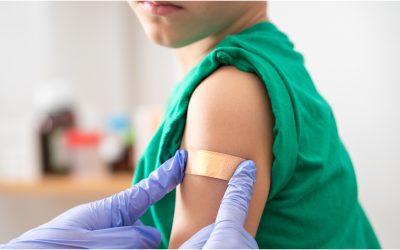 OMS, FOIETON cu Trump despre vaccinuri copii