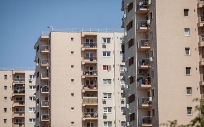 Vecinul îți periclitează locuința? Ce faci dacă refuză reparația