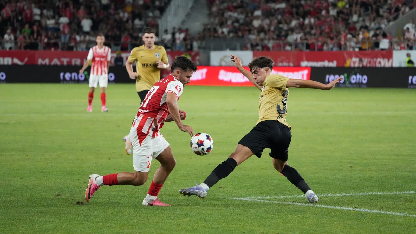 Dinamo – Voluntari: VAR dictează penalty controversat