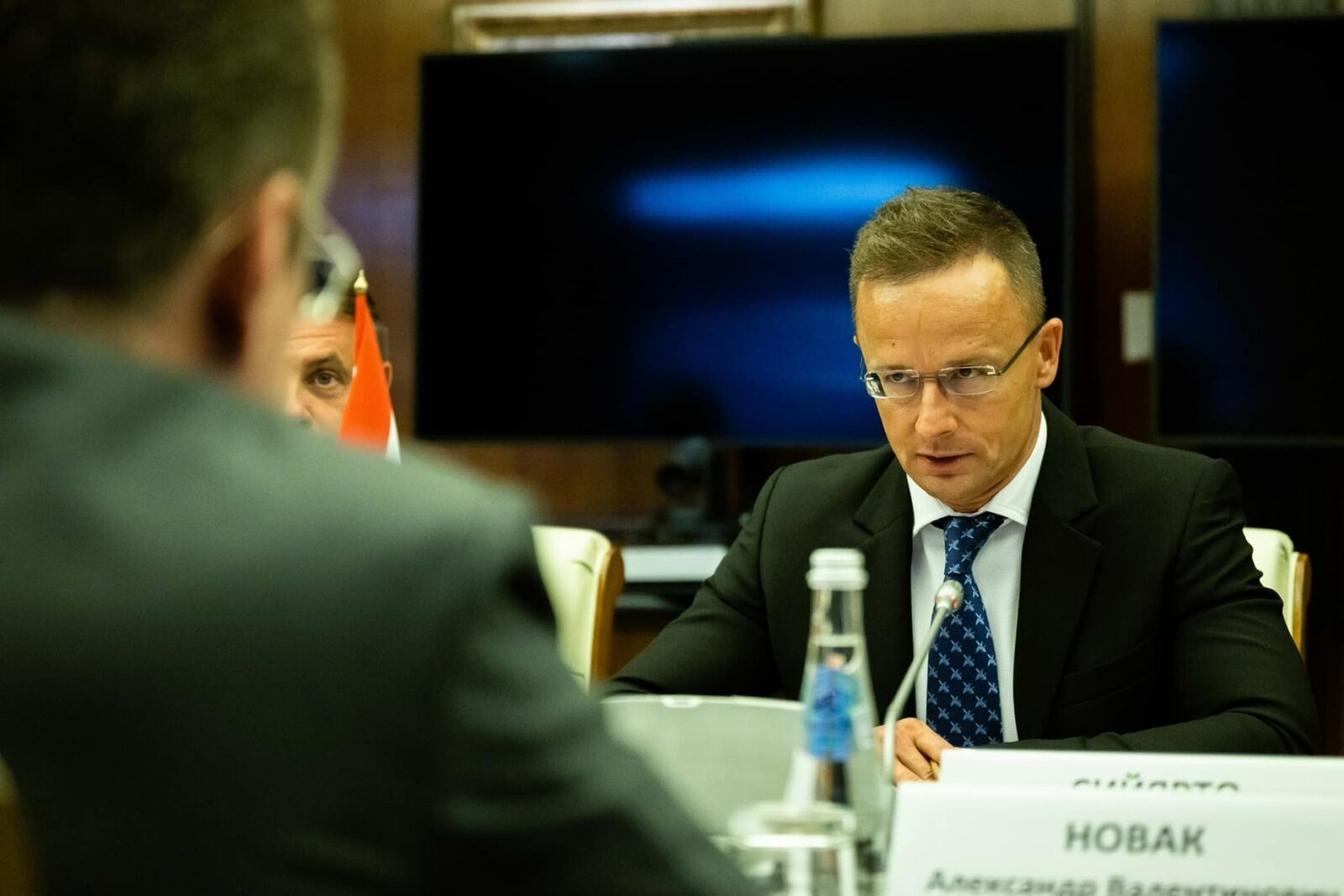 Szijjarto, sub lupa Parlamentului pentru jobul la BYD