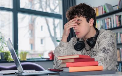 Adolescenții: Autocontrolul întârzie față de memorie