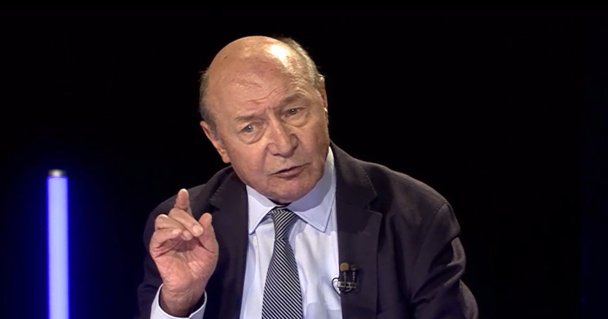 Băsescu atacă PNL: Dizolvarea Parlamentului e doar a președintelui