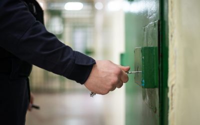 Droguri în închisori: Autorități și studii pentru stoparea consumului