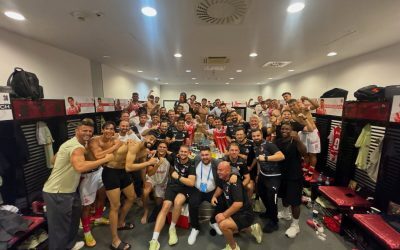 Dinamo, lider la scor! Alibec, eliminat la pauză, l-a lovit pe Armstrong