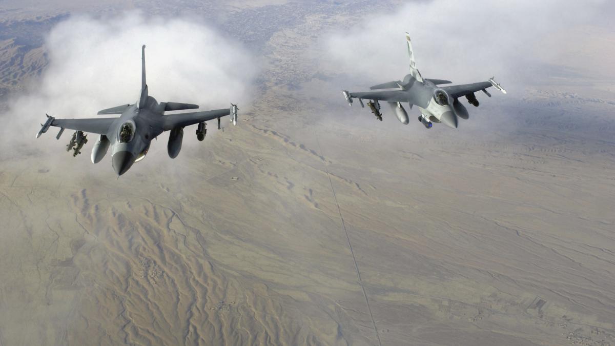 MApN: Dronă suspectă, F-16 ridicate, Ro-Alert emis
