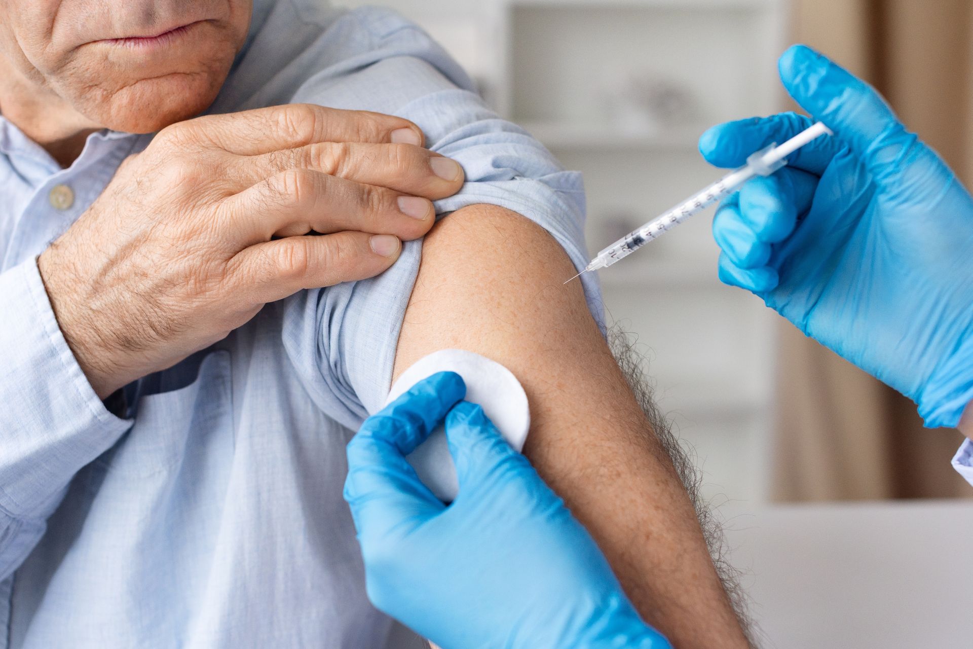 De ce unii capătă imunitate mai bună la vaccinuri?