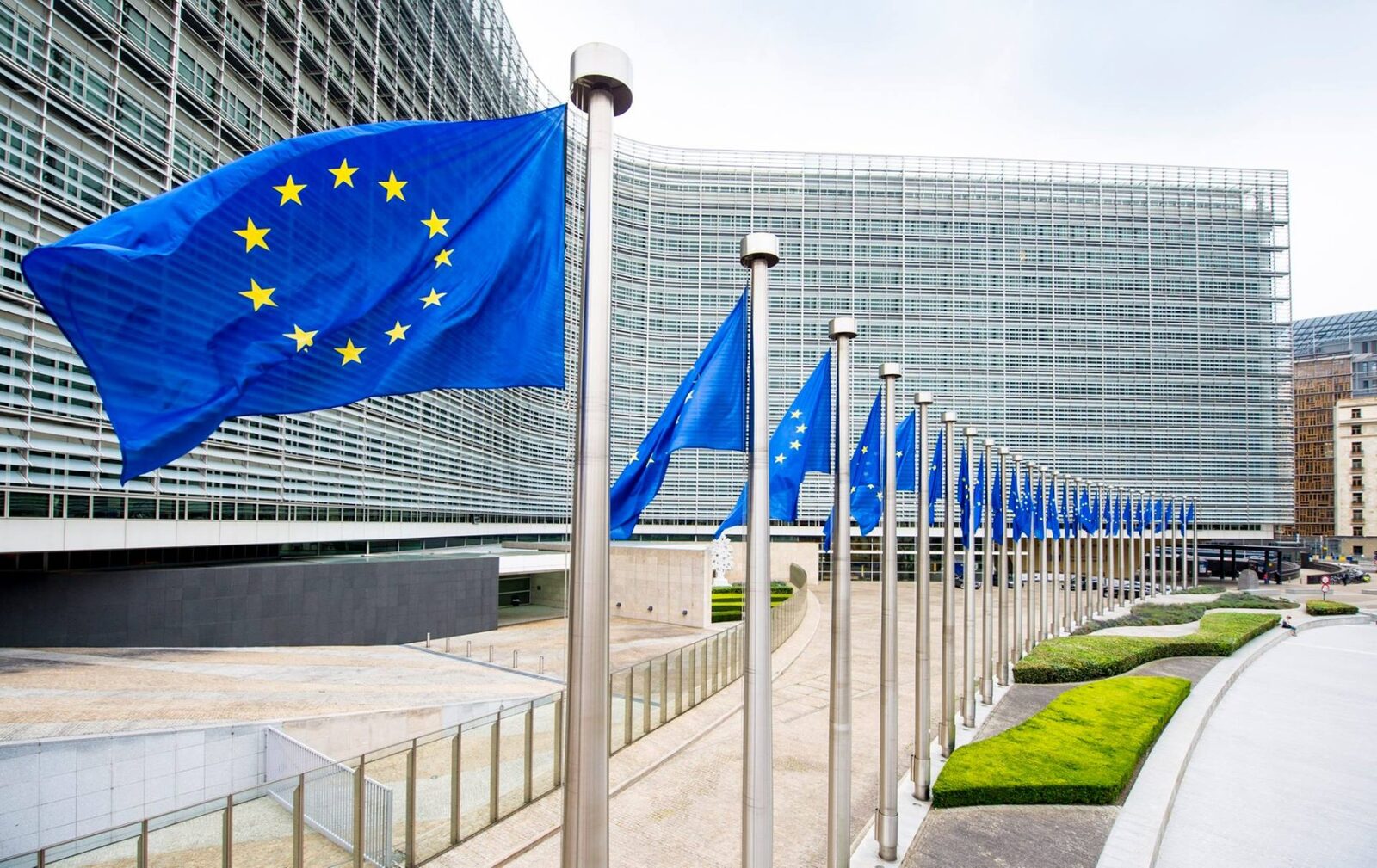 Miliarde pierdute la Reformă: Curtea de Conturi critică UE
