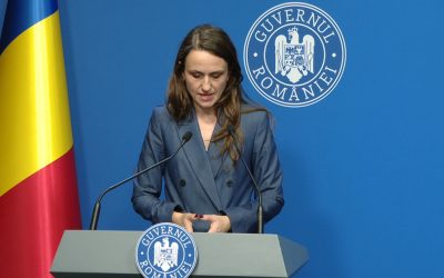 Gafă a Oanei Țoiu într-o conferință de presă. Ministra de Externe a transmis condoleanțe familiilor marinarilor răniți