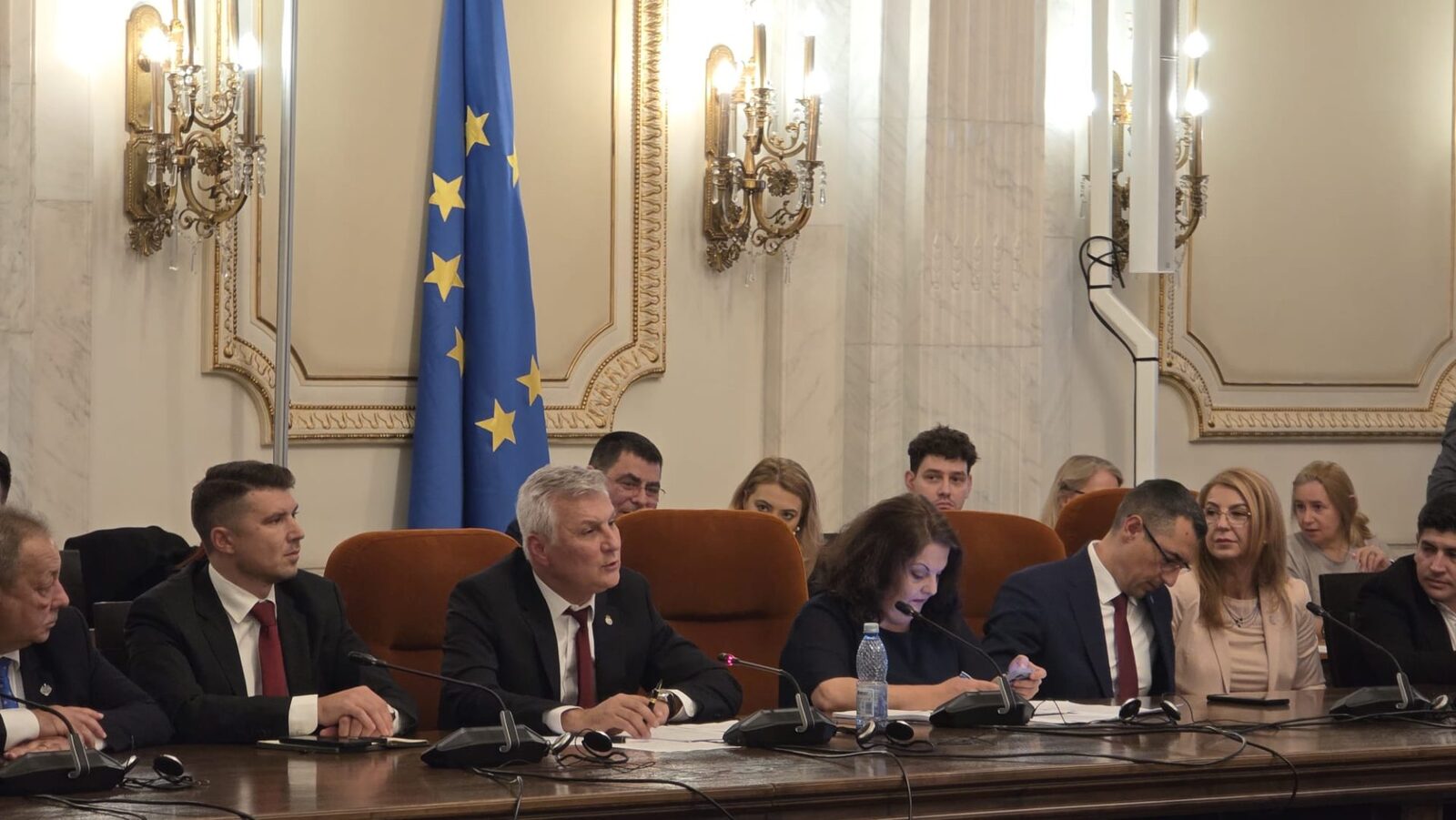 Zamfir: Poșta Română profită de stat cu altă conducere