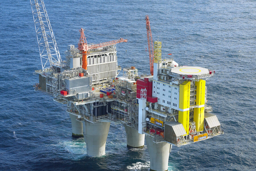 Gaz din Marea Neagră: Carlyle vinde olandezilor, legături cu Gazprom