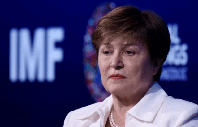 FMI avertizează: Datoria SUA explodează sub Trump spre 142% PIB